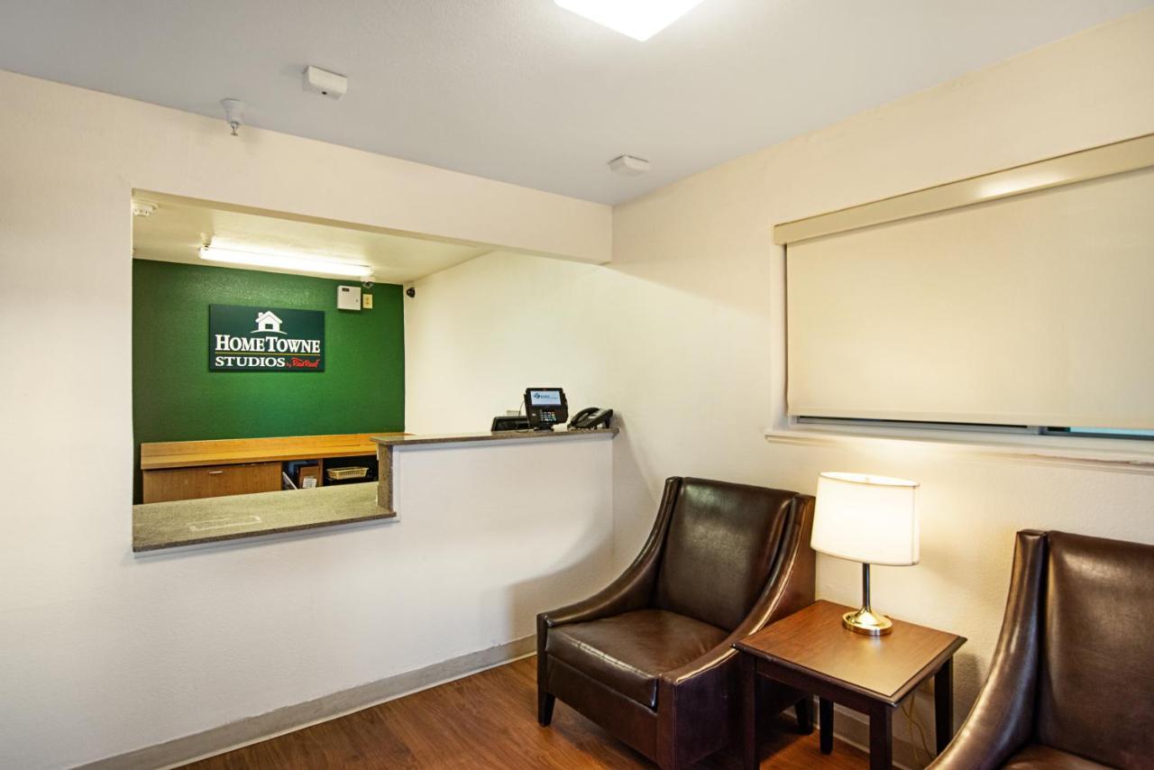 Hometowne Studios By Red Roof Colorado Springs - Airport Extérieur photo
