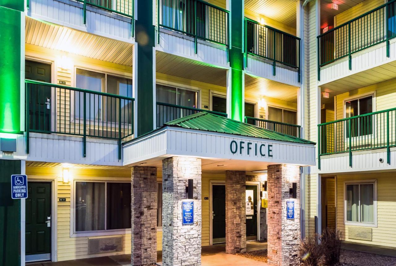 Hometowne Studios By Red Roof Colorado Springs - Airport Extérieur photo