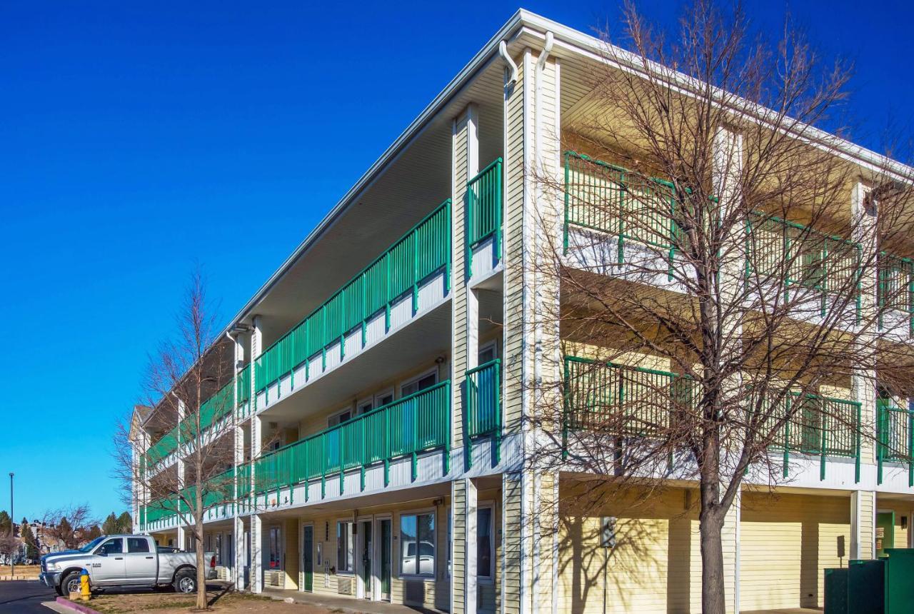 Hometowne Studios By Red Roof Colorado Springs - Airport Extérieur photo